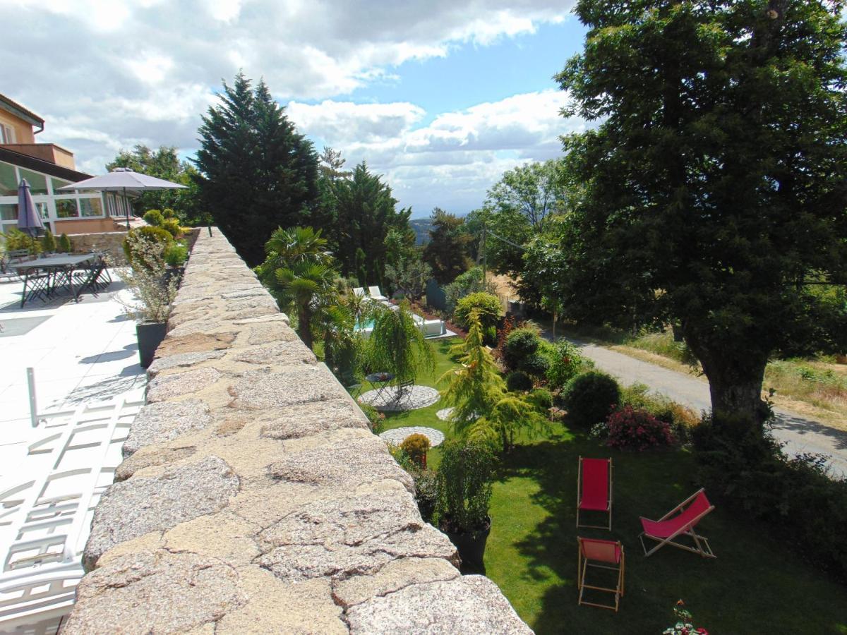 Maison D'Hotes Les Palmiers Gluiras Esterno foto